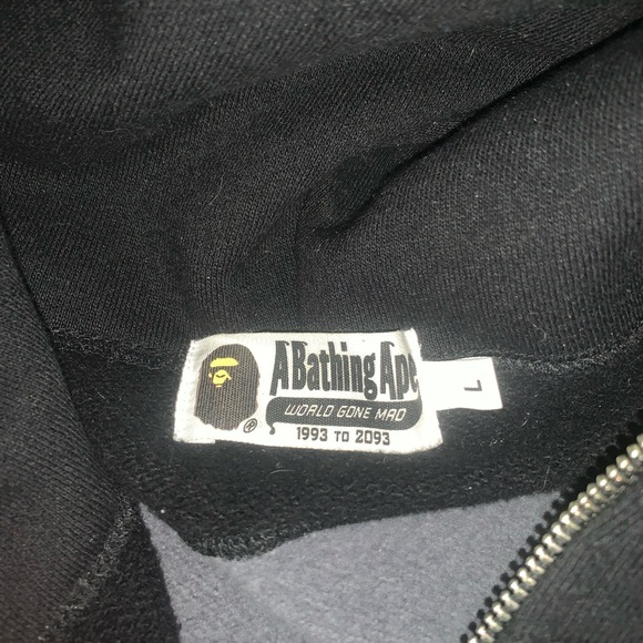 Bathing Ape Hoodie - Picture 3 of 6